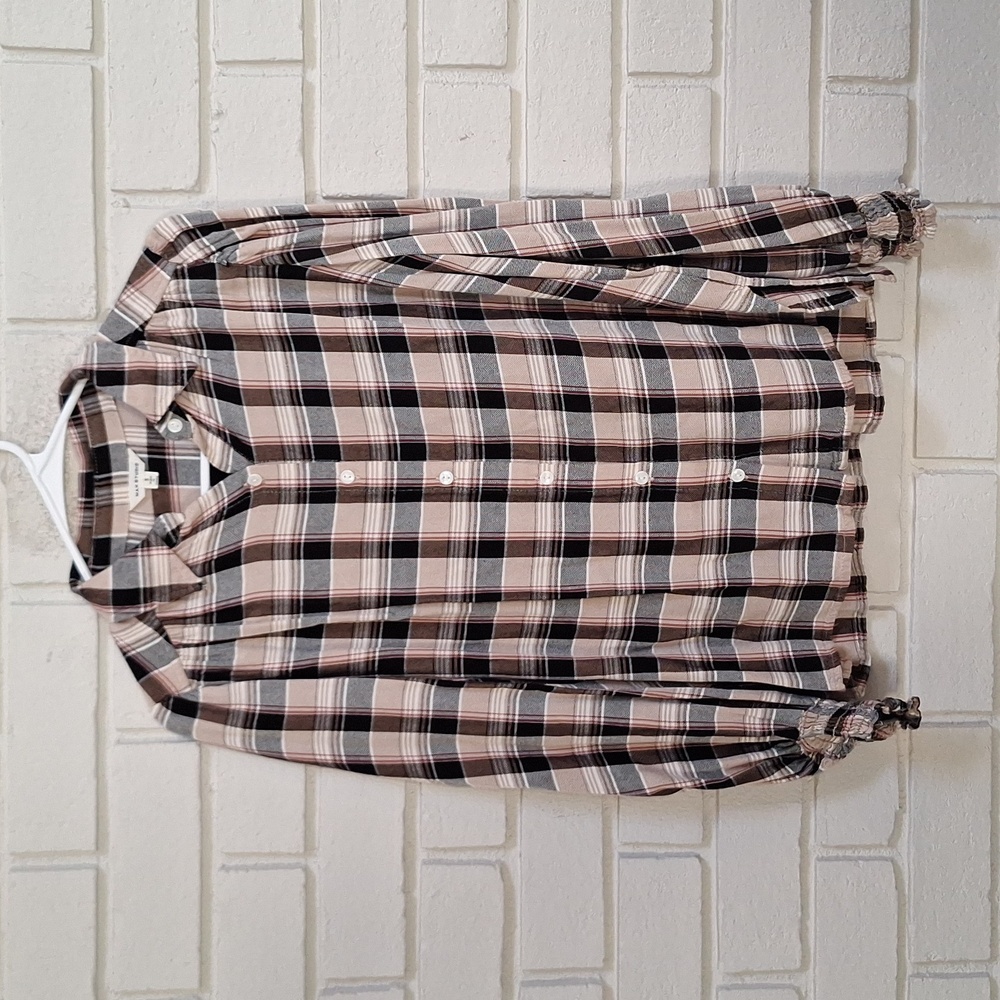 Max Studio Black, Tan & Red Plaid Long Balloon Sleeve Blouse. Size Small NWOT